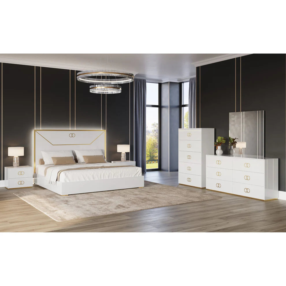 Vogue Italian Collection (White)